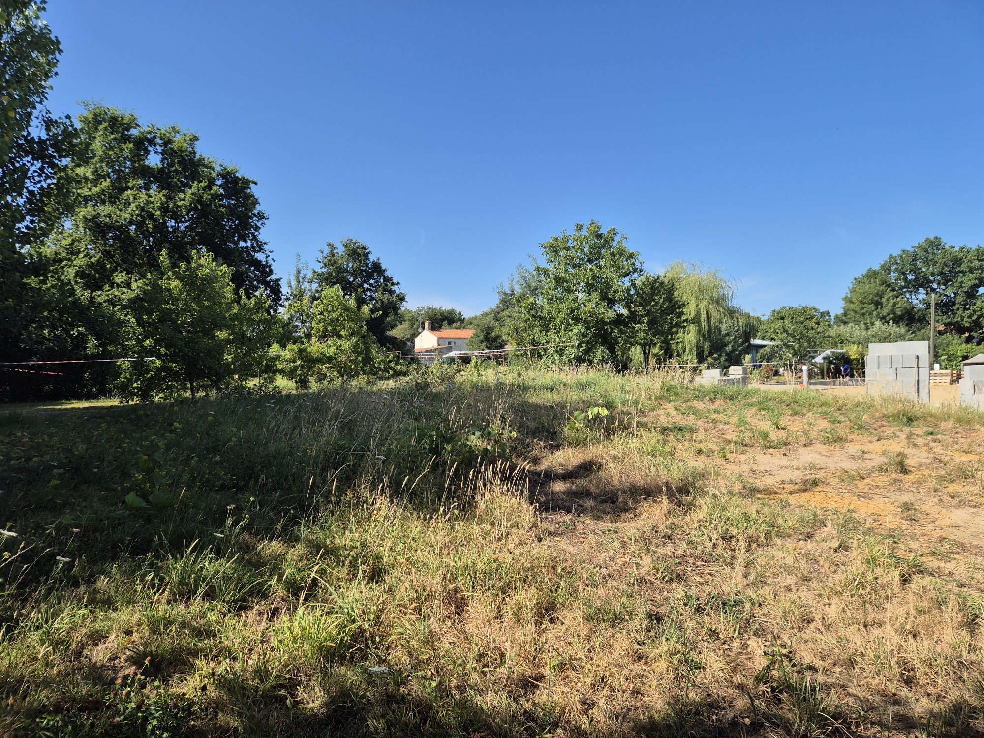 Terrain Grosbreuil photo 9